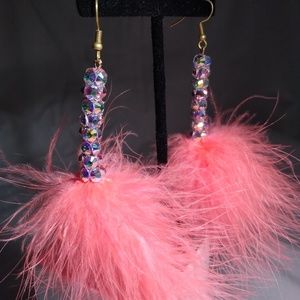 Swarovski shrimp color Maribo feather earrings